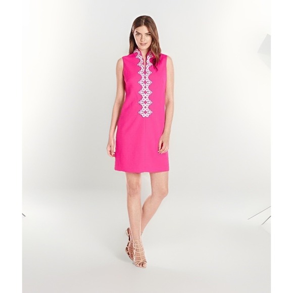 Vince Camuto Dresses & Skirts - Vince Camuto Sleeveless Sheath Dress Size 8‎ V-Neck Hot Pink Swirl Applique